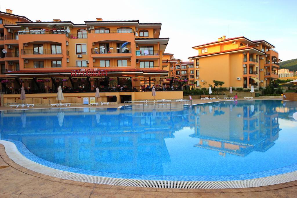 Menada Sky Dreams Apartments Sveti Vlas Ngoại thất bức ảnh