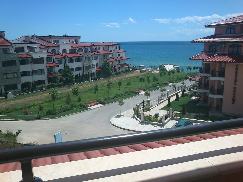 Menada Sky Dreams Apartments Sveti Vlas Ngoại thất bức ảnh
