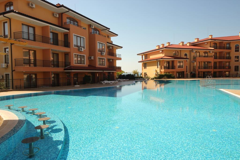 Menada Sky Dreams Apartments Sveti Vlas Ngoại thất bức ảnh