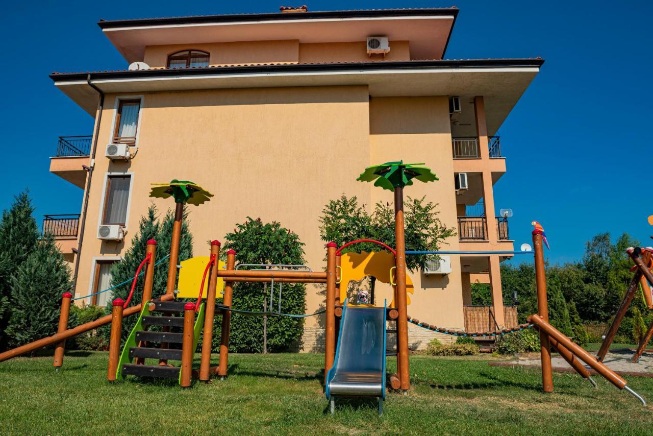 Menada Sky Dreams Apartments Sveti Vlas Ngoại thất bức ảnh