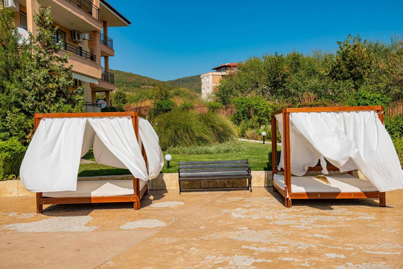Menada Sky Dreams Apartments Sveti Vlas Ngoại thất bức ảnh