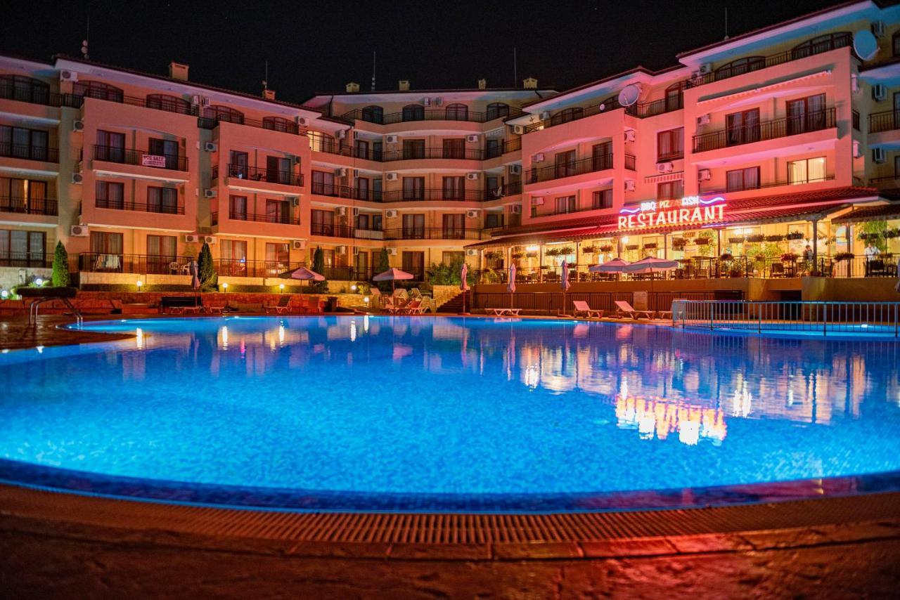 Menada Sky Dreams Apartments Sveti Vlas Ngoại thất bức ảnh