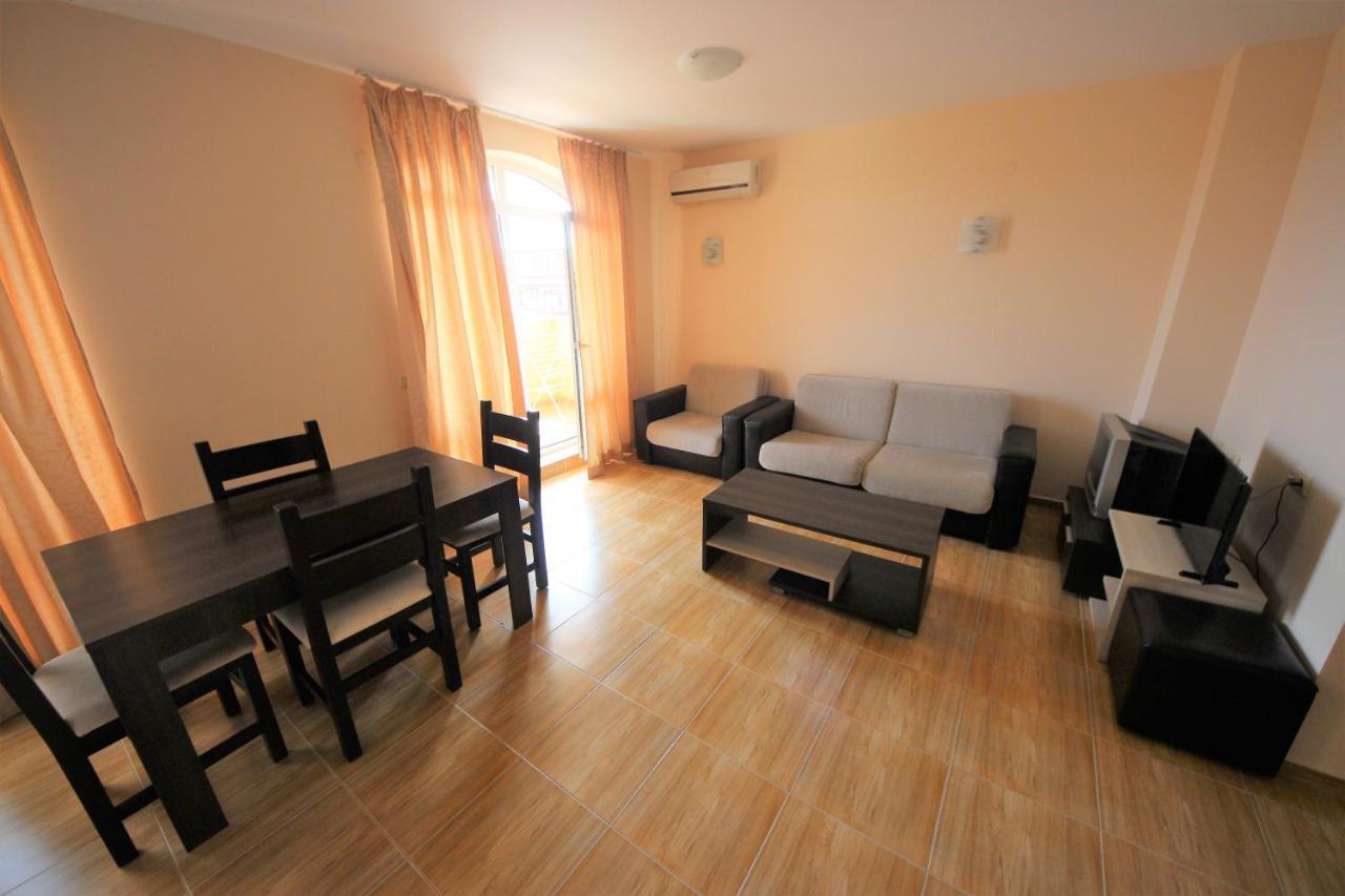 Menada Sky Dreams Apartments Sveti Vlas Ngoại thất bức ảnh