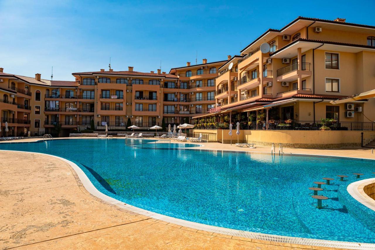 Menada Sky Dreams Apartments Sveti Vlas Ngoại thất bức ảnh