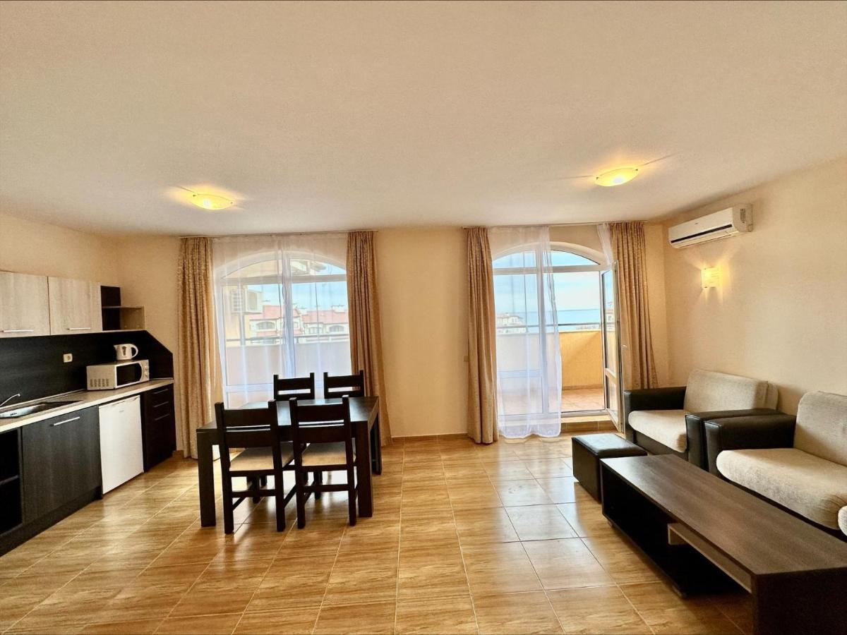 Menada Sky Dreams Apartments Sveti Vlas Ngoại thất bức ảnh