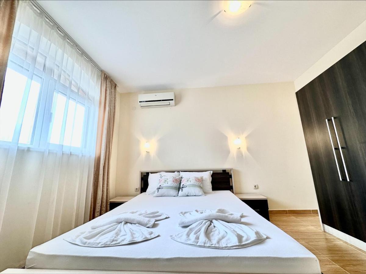 Menada Sky Dreams Apartments Sveti Vlas Ngoại thất bức ảnh