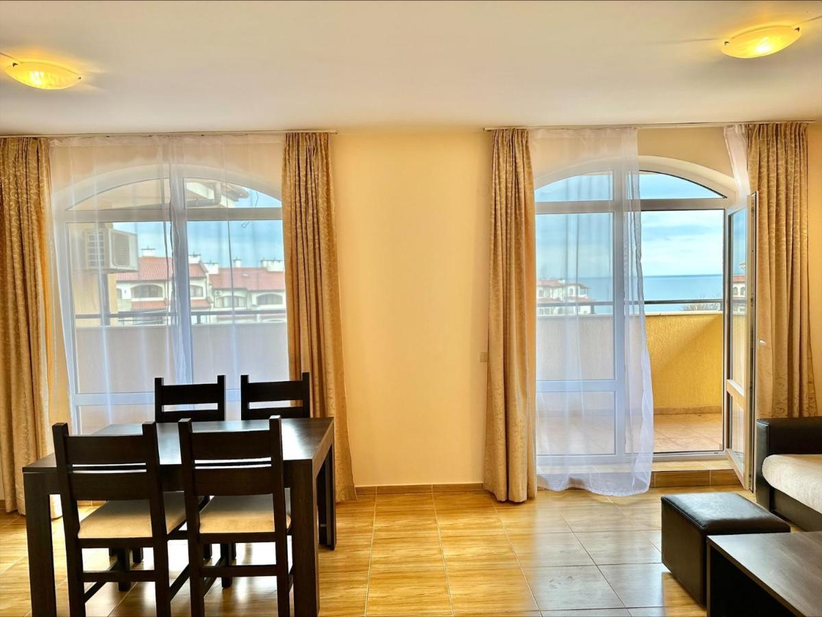 Menada Sky Dreams Apartments Sveti Vlas Ngoại thất bức ảnh