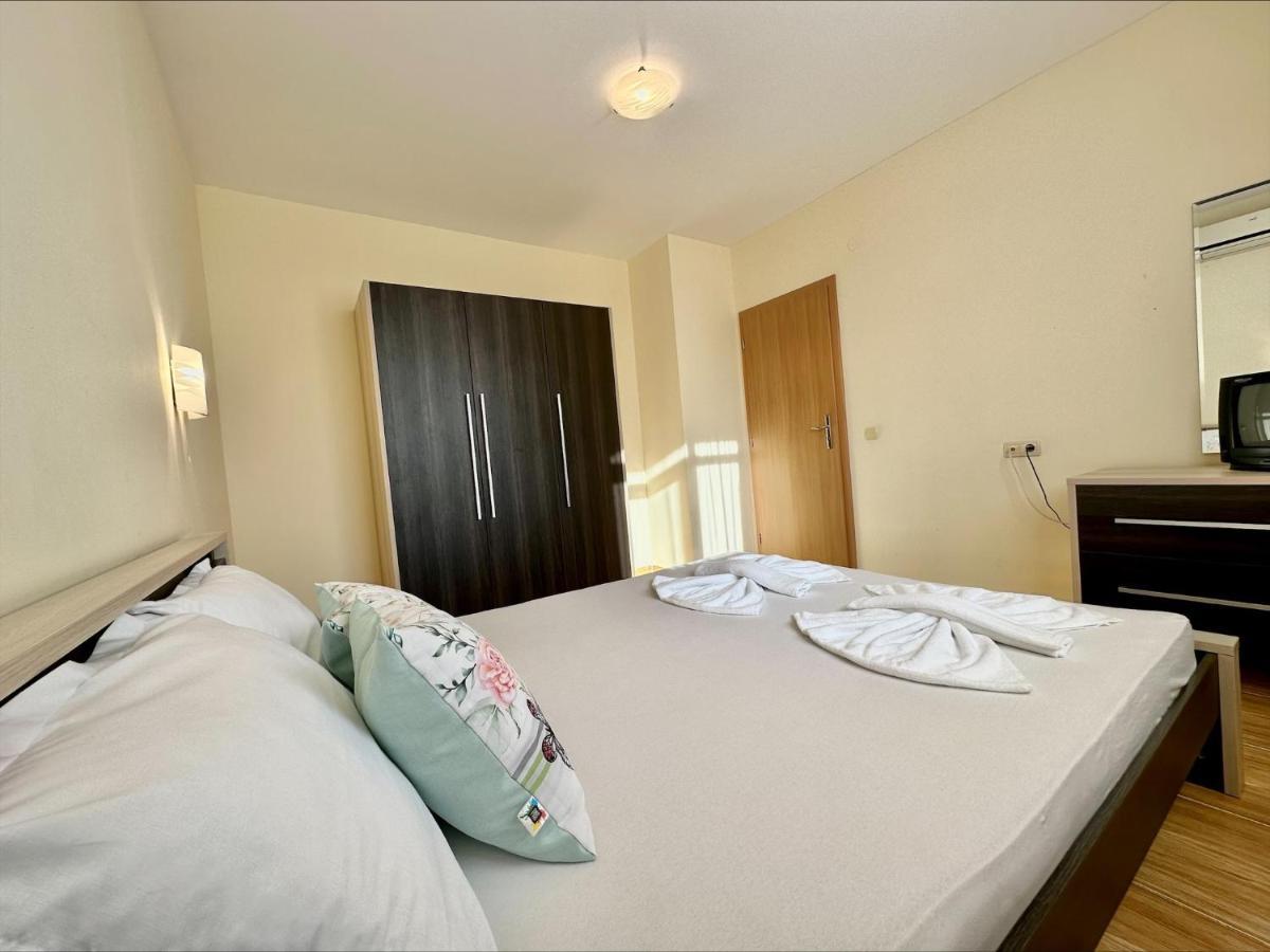 Menada Sky Dreams Apartments Sveti Vlas Ngoại thất bức ảnh
