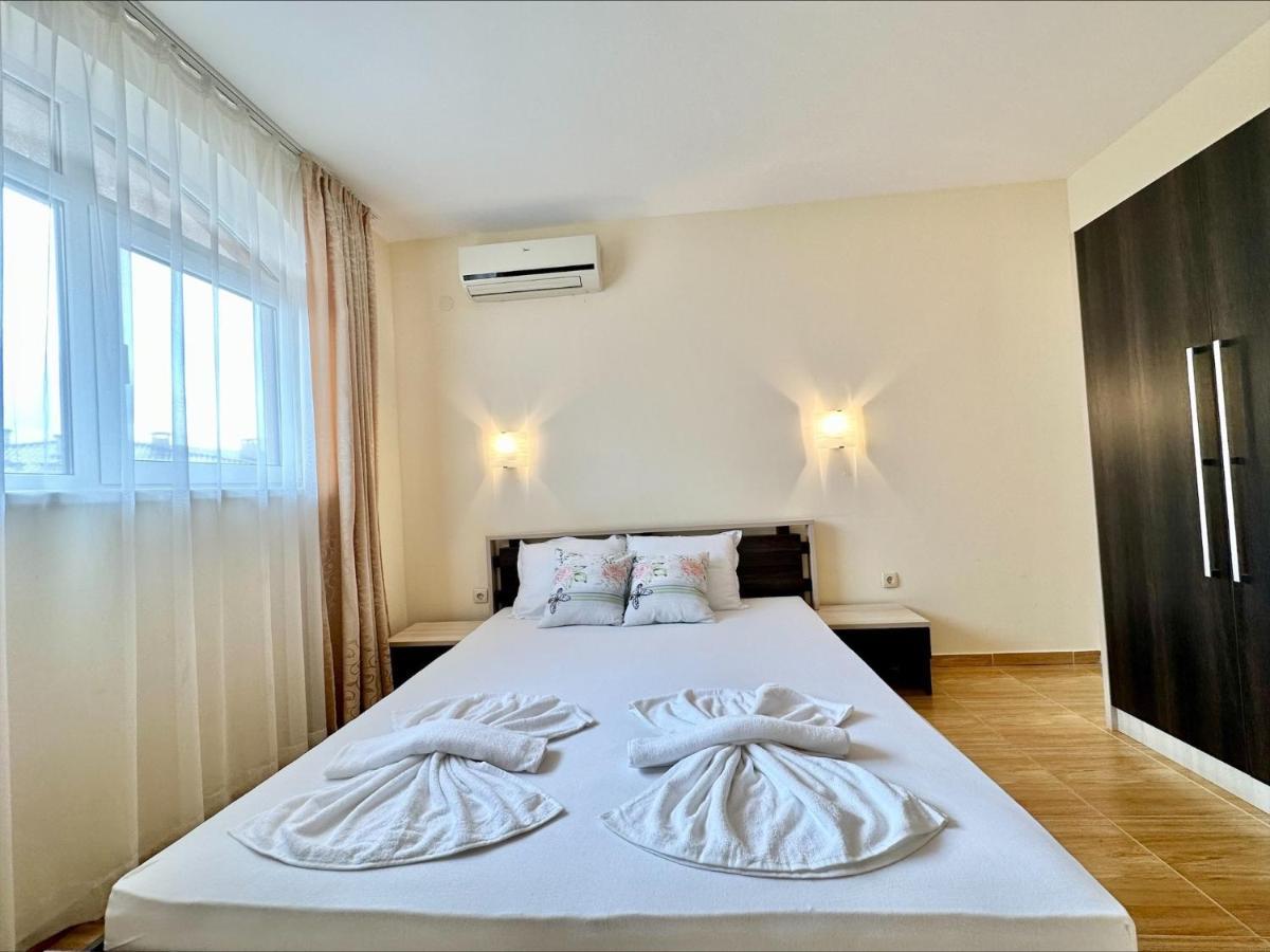 Menada Sky Dreams Apartments Sveti Vlas Ngoại thất bức ảnh