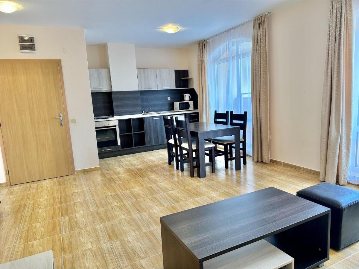 Menada Sky Dreams Apartments Sveti Vlas Ngoại thất bức ảnh
