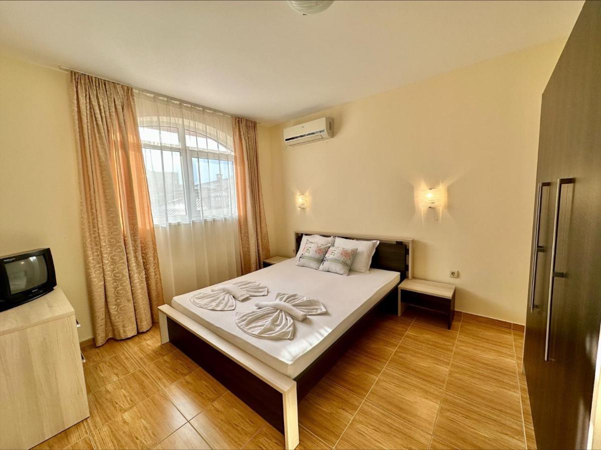 Menada Sky Dreams Apartments Sveti Vlas Ngoại thất bức ảnh